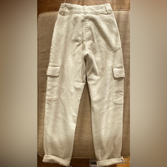 Aritzia Wilfred Modern Cargo Pants - Picture 9 of 12